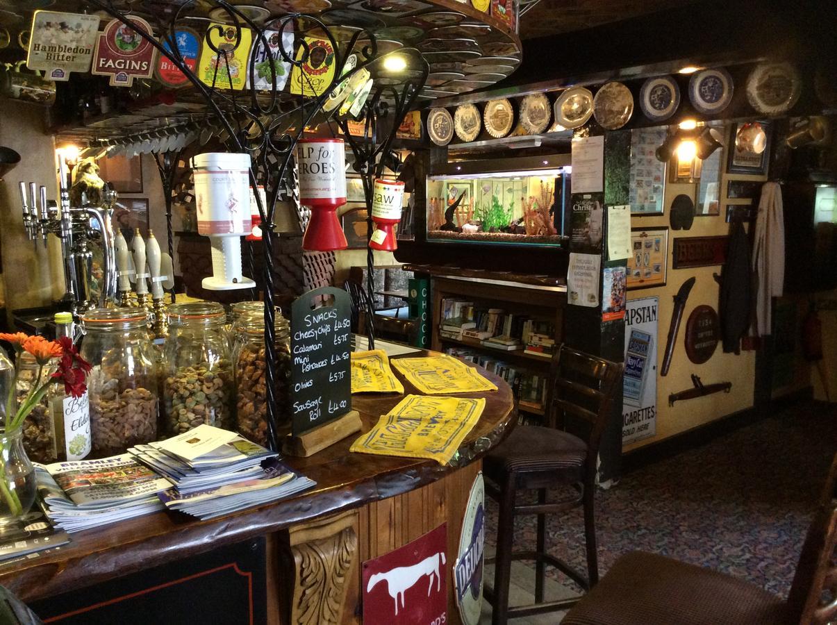 The Jolly Farmer Bramley  Exterior photo