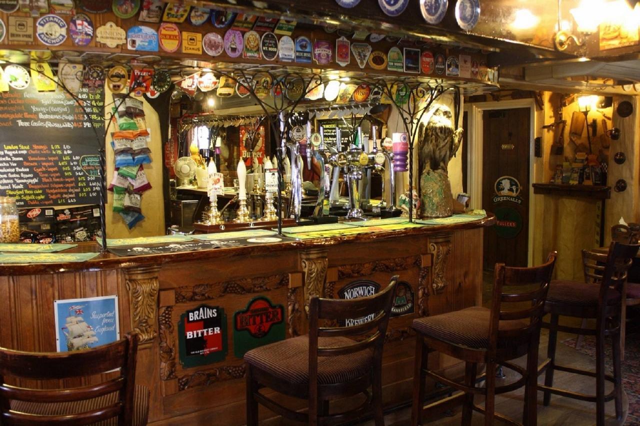 The Jolly Farmer Bramley  Exterior photo